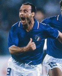 TOTO’ SCHILLACI – Quando venne a Brolo a consegnare i premi a tanti giovani sportivi