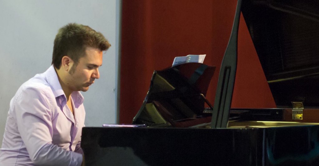 Accademia della Musica – Piccoli pianisti crescono …. Andrea, Sofia e Adelaide