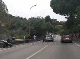 Incidente – A Capo d’Orlando. E’ grave il centauro coinvolto. Trasportato in elisoccorso a Messina