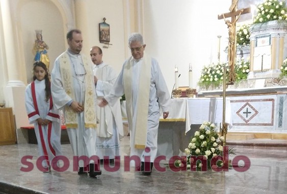 Presentazioni – Ieri, durante la messa vespertina, Padre Marino: “Ecco a Voi  don Enzo …”