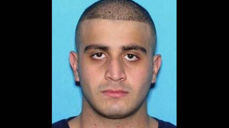 ORLANDO – Strage in un locale gay Isis rivendica