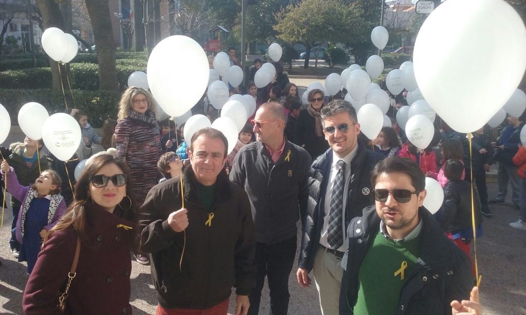 CAPO D’ORLANDO – Palloncini bianchi per la giornata mondiale contro il cancro infantile