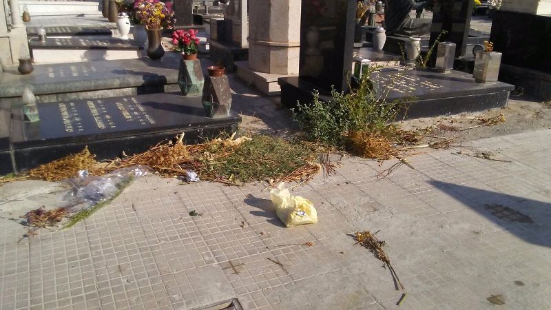 Vaso Margherita per Cimitero