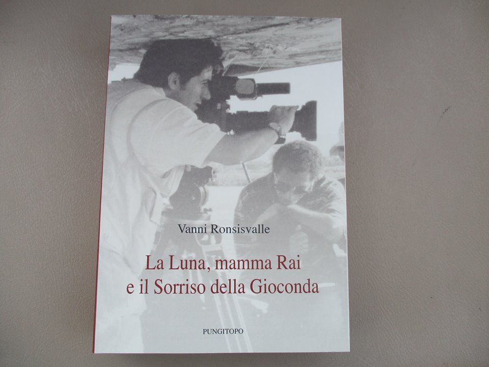 VANNI RONSISVALLE – “La luna, mamma Rai e il sorriso della Gioconda”. Presentato a Capo d’orlando il suo nuovo libro