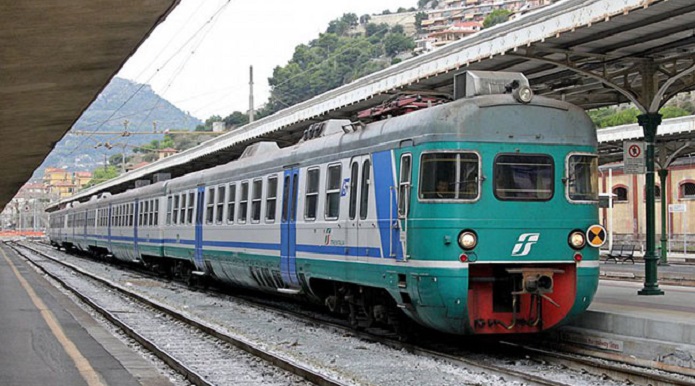 FERROVIE – Soppressi i treni per la Sicilia