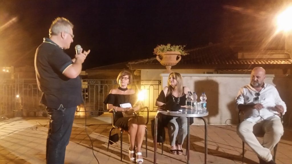 SIMONA LO IACONO – Un magico momento letterario a Ficarra