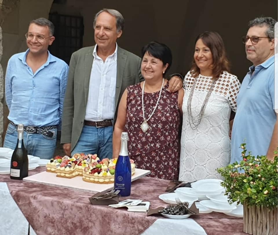 SANT’AGATA MILITELLO – Festa al Castello per Pina Ipsale che va in pensione