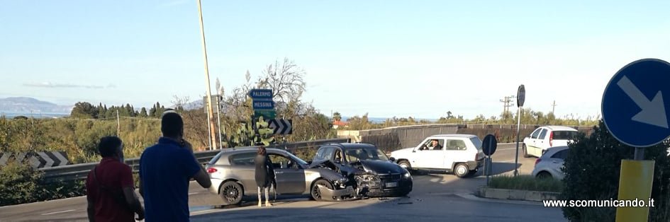 INCIDENTE – Poco fa al bivio di Ponte Naso. Un ferito