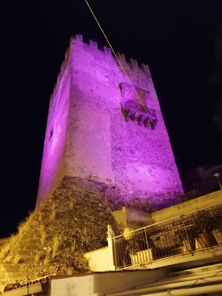 BROLO – La Torre in Rosa