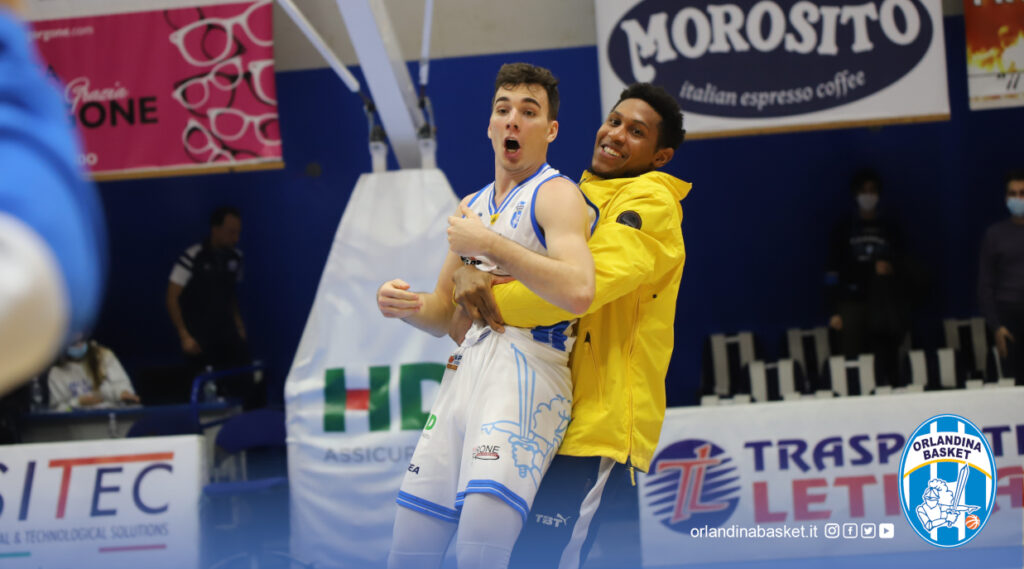 BASKET – Un lay-up di Gay consegna la vittoria all’Orlandina! Battuta Treviglio