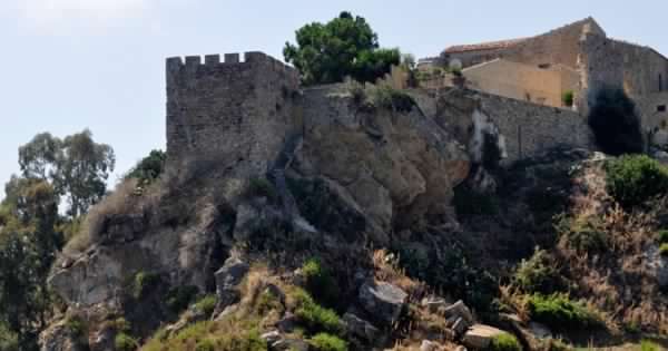 DISSESTO IDROGEOLOGICO – Tusa, un progetto per il Castello di San Giorgio