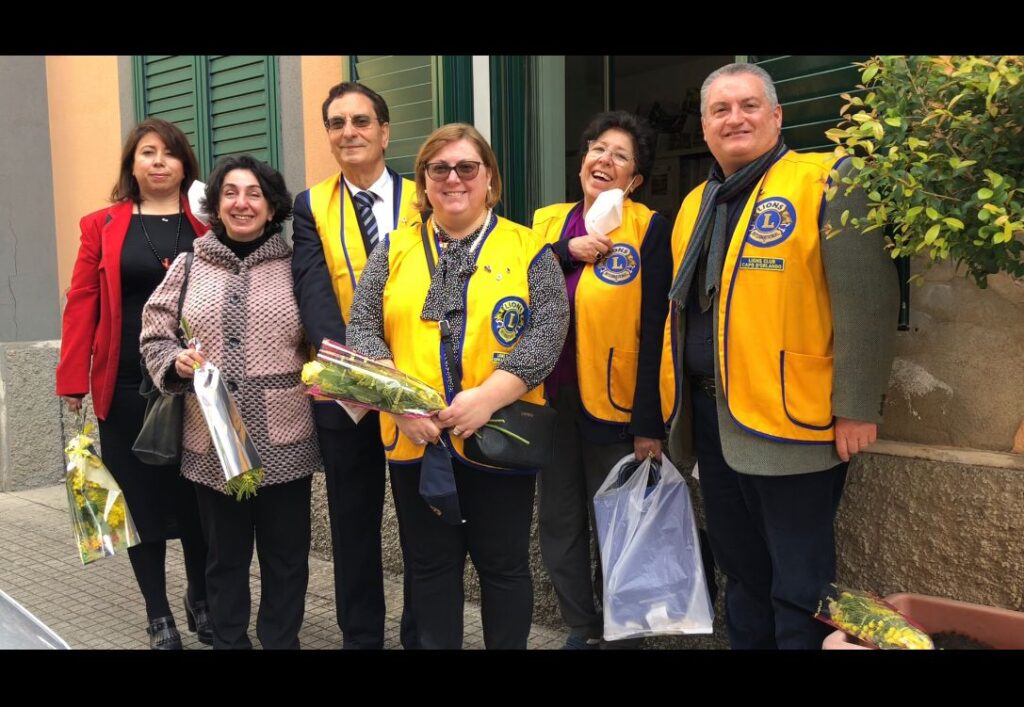 LIONS CLUB CAPO D’ORLANDO – Donate mascherine a Comune e Parrocchie di Gioiosa Marea