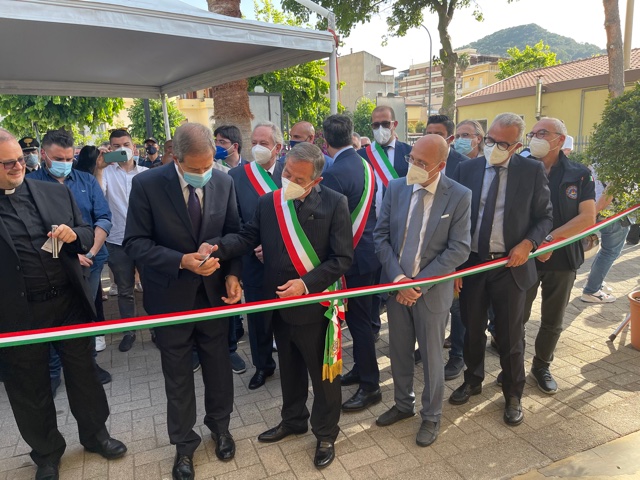 VACCINI – Inaugurato il Palatenda a Brolo: è il settimo hub in provincia di Messina
