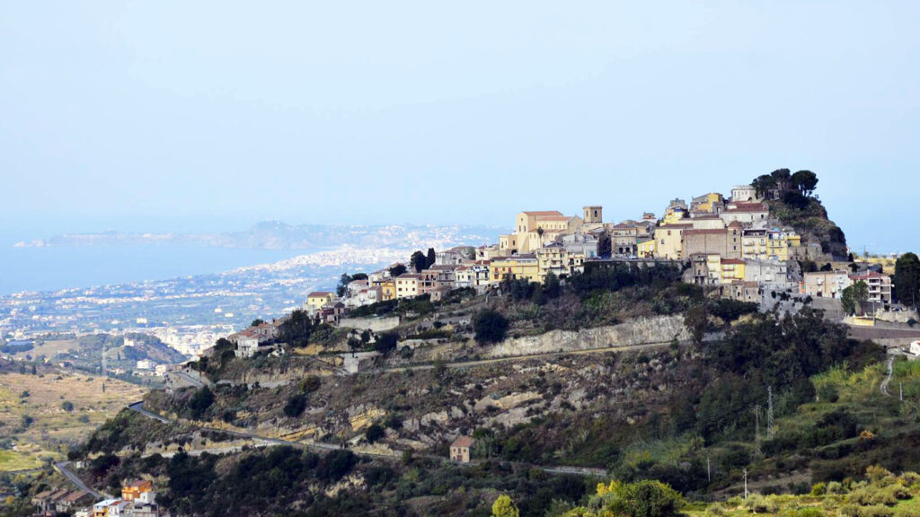 BELLA SICILIA – Castroreale aderisce al circuito turistico