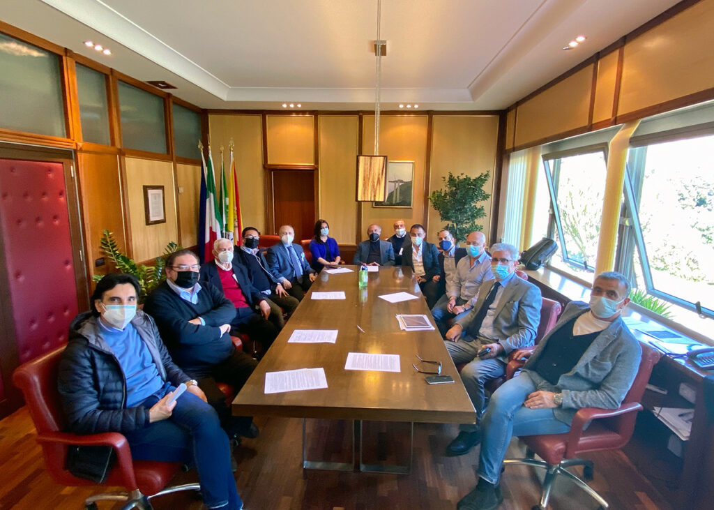 AUTOSTRADE SICILIANE – Accordo con i sindacati: i lavoratori avranno riconosciuto il Contratto Nazionale Autostrade e Trafori
