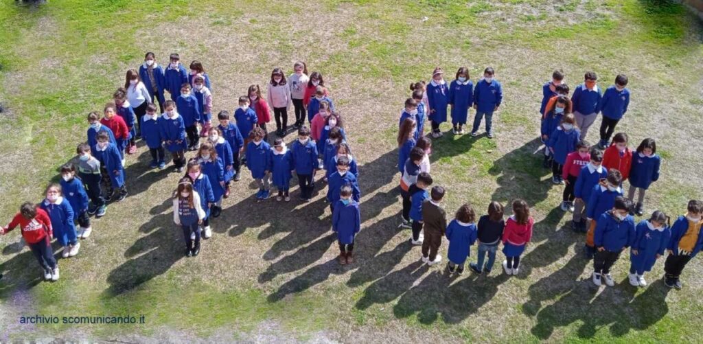 PACE, CHE BELLA PAROLA – Oggi, i bambini della “primaria” di Brolo