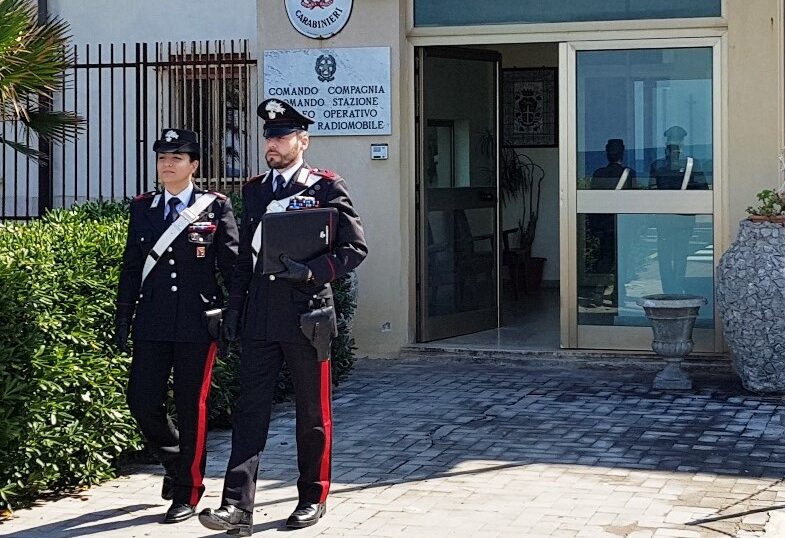 SANT’AGATA MILITELLO – Minacciano 19enne, arrestati due giovani del comprensorio tirrenico-nebroideo