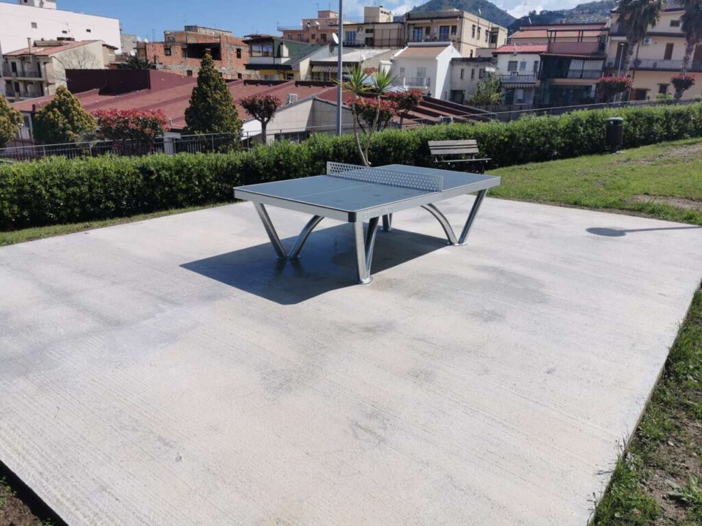 BROLO – Democrazia Partecipata, collocato tavolo da ping-pong per esterno