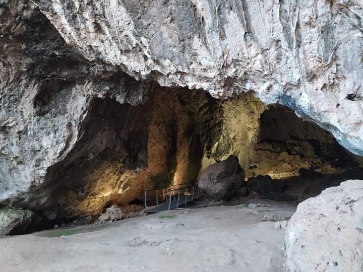 IL SORRISO DEGLI DEI – Tappa alla grotta di San Teodoro