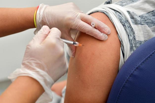 ASP MESSINA – Campagna di vaccinazione e anti COVID-19. I numeri e le mail per prenotare inoculazione negli ambulatori