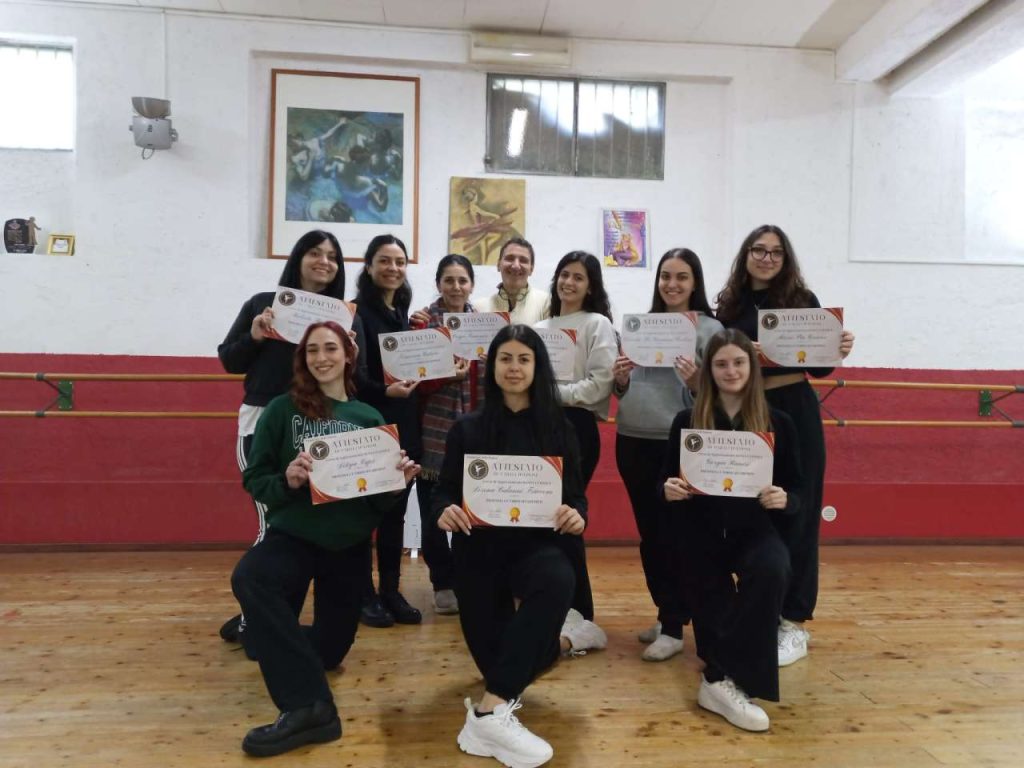 DANZA CLASSICA – A Capo d’Orlando, quando a perfezionarsi sono le Maestre….